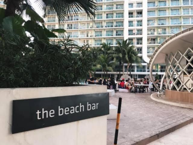 Azure Urban Resort Staycation มะนิลา ภายนอก รูปภาพ