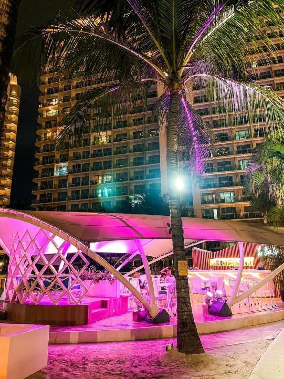 Azure Urban Resort Staycation มะนิลา ภายนอก รูปภาพ