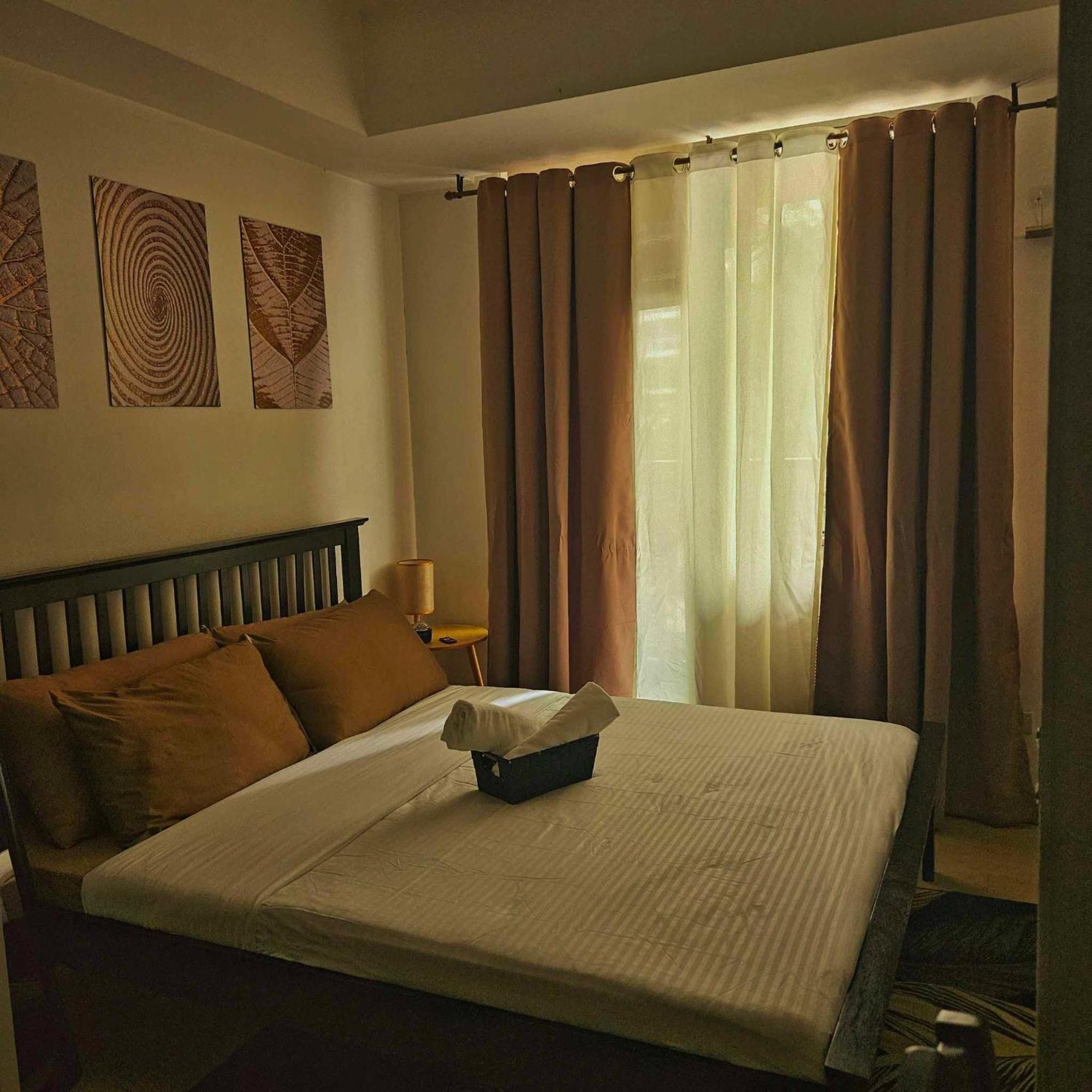Azure Urban Resort Staycation มะนิลา ภายนอก รูปภาพ