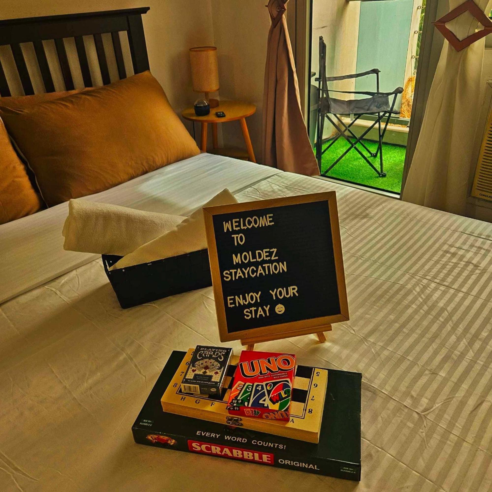 Azure Urban Resort Staycation มะนิลา ภายนอก รูปภาพ