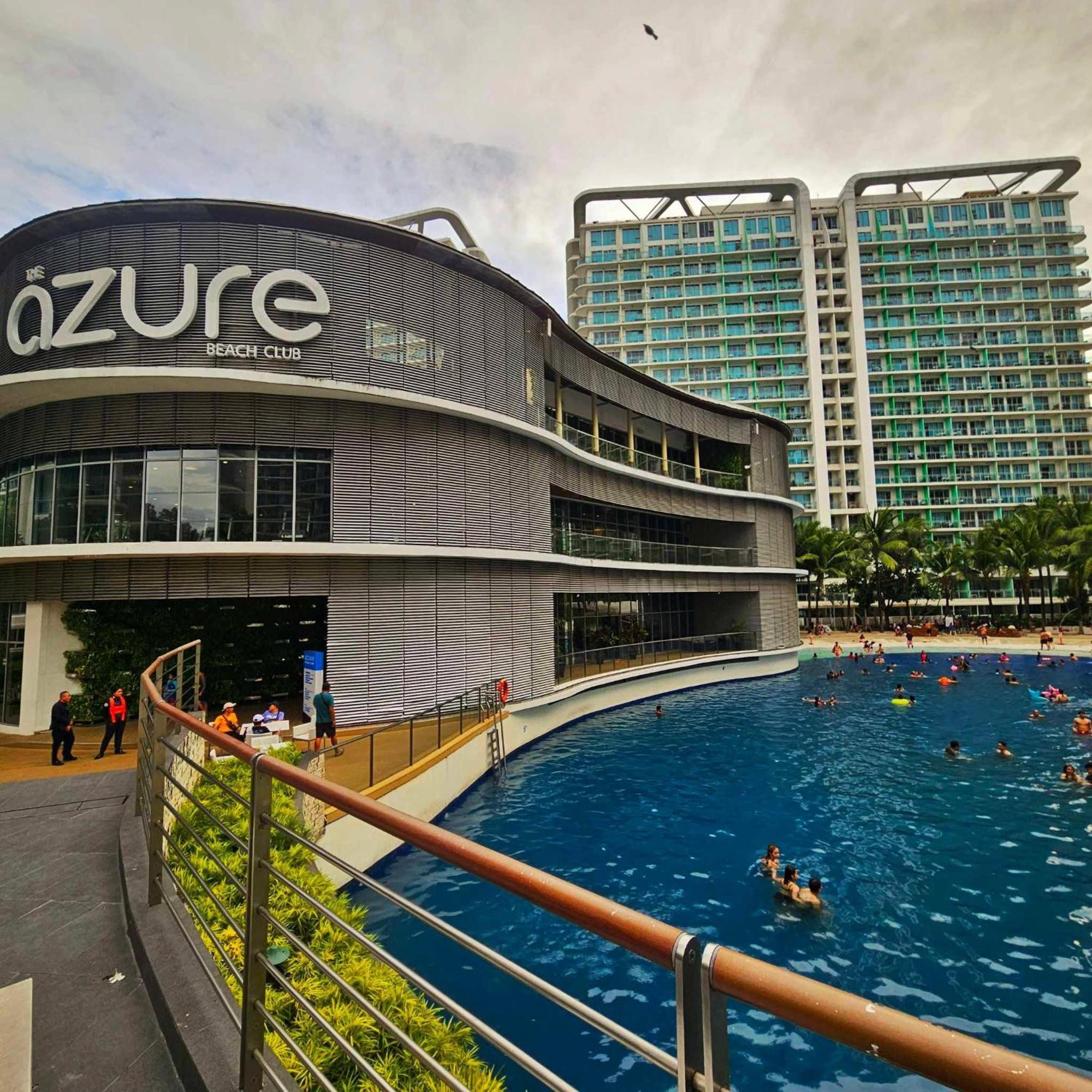 Azure Urban Resort Staycation มะนิลา ภายนอก รูปภาพ